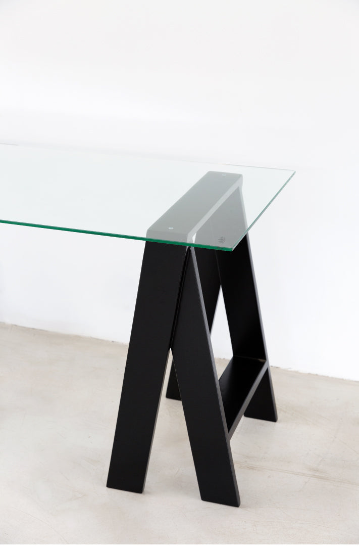 Michelle. Glass Trestle Table. - Trestle South Africa